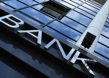 Müştərilərin ən çox şikayət etdiyi bankların adları açıqlanıb - Siyahı