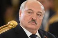 Lukaşenko: Dollar və avro heç kimə lazım deyil...