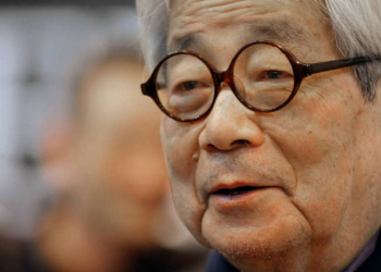 Ədəbiyyat üzrə Nobel mükafatı laureatı Kenzaburo Oe vəfat edib