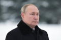 Putin Mariupol səfəri haqda: Kəməri bağlamadım ki...