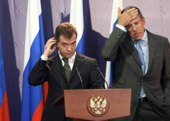 Medvedev Lavrovu təkzib etdi, Zelenskini 